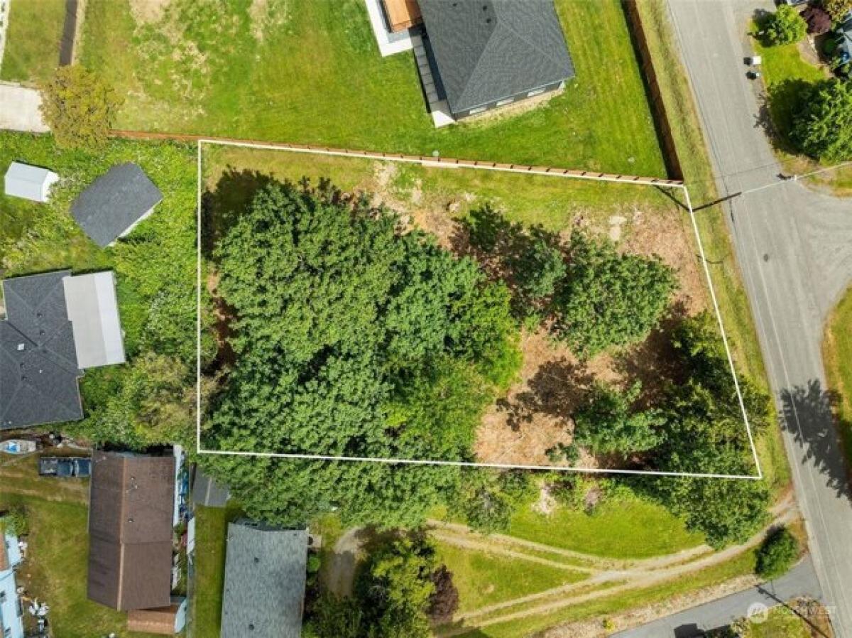 Picture of Residential Land For Rent in Renton, Washington, United States