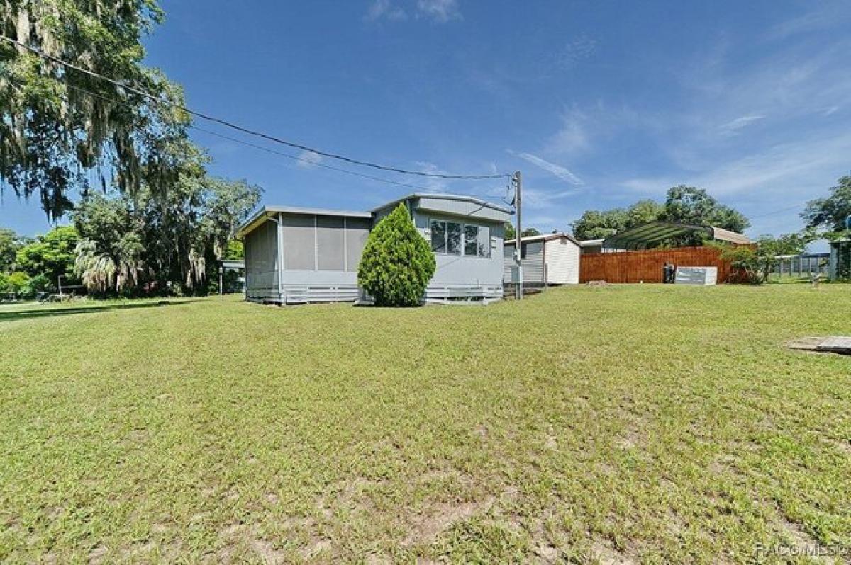 Picture of Home For Sale in Floral City, Florida, United States