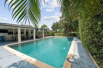 Home For Sale in Maitland, Florida