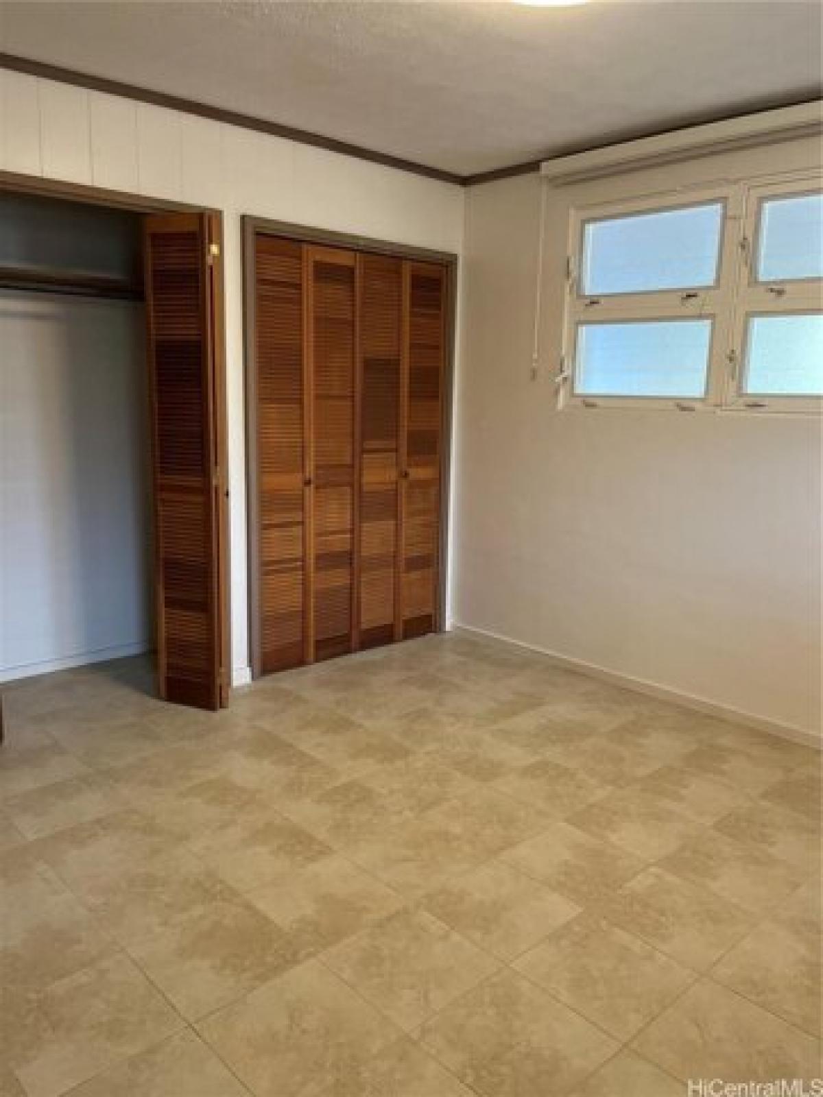 Picture of Home For Sale in Aiea, Hawaii, United States