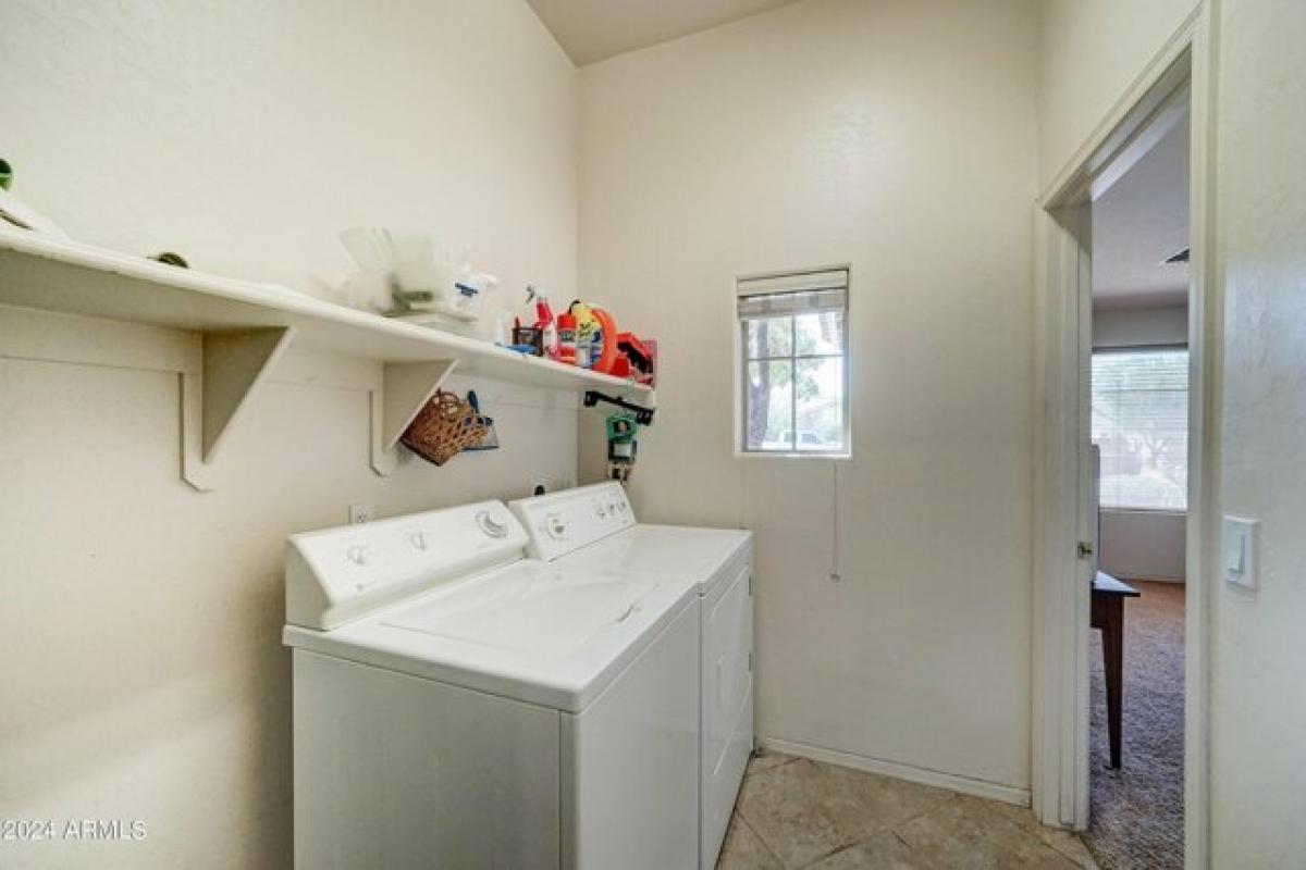 Picture of Home For Sale in Gold Canyon, Arizona, United States