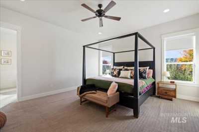 Home For Sale in Eagle, Idaho