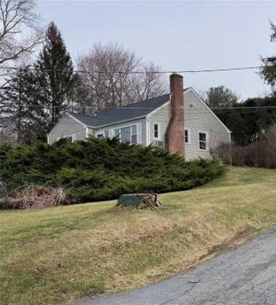 Home For Sale in Carmel, New York