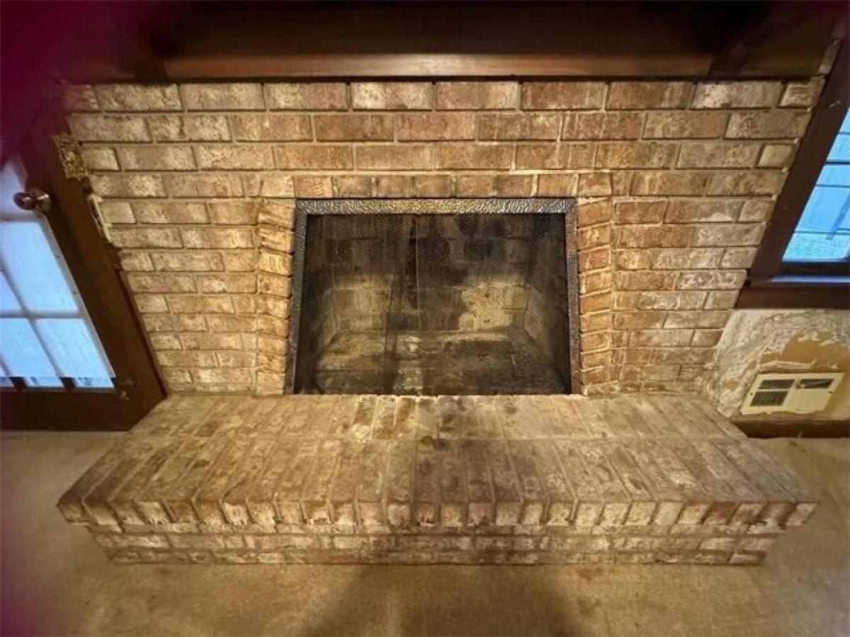 Picture of Home For Sale in Stone Mountain, Georgia, United States