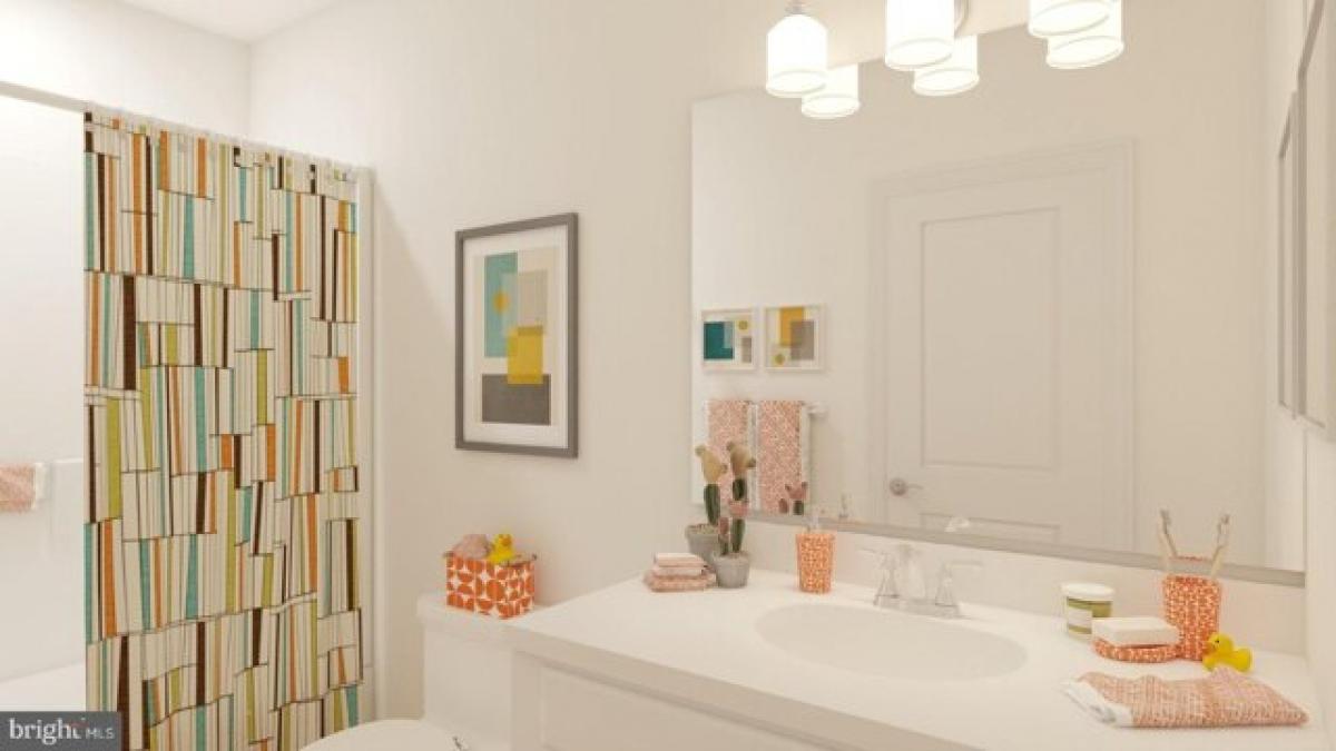 Picture of Home For Sale in Norristown, Pennsylvania, United States