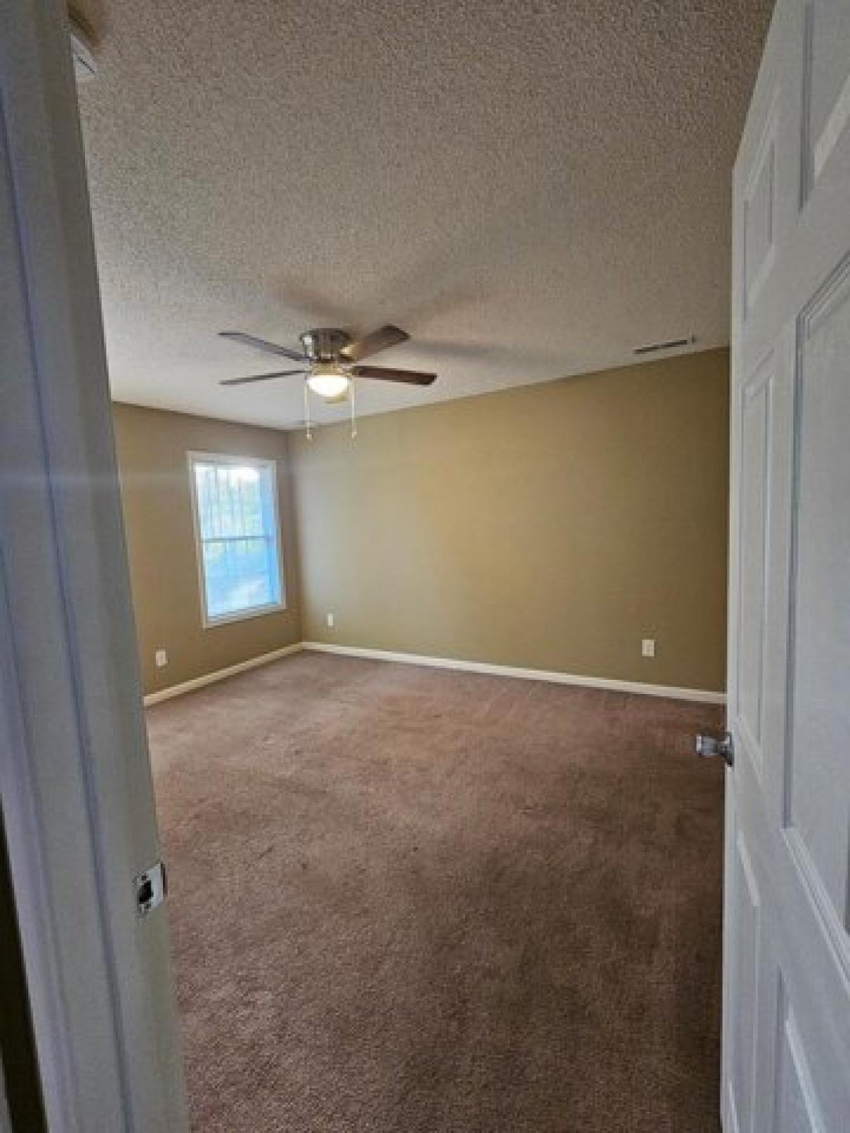 Picture of Home For Sale in Sumter, South Carolina, United States