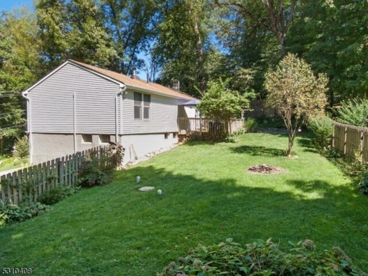 Picture of Home For Sale in Vernon, New Jersey, United States