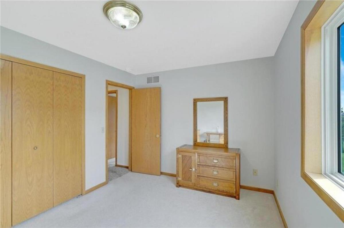 Picture of Home For Sale in Zumbrota, Minnesota, United States