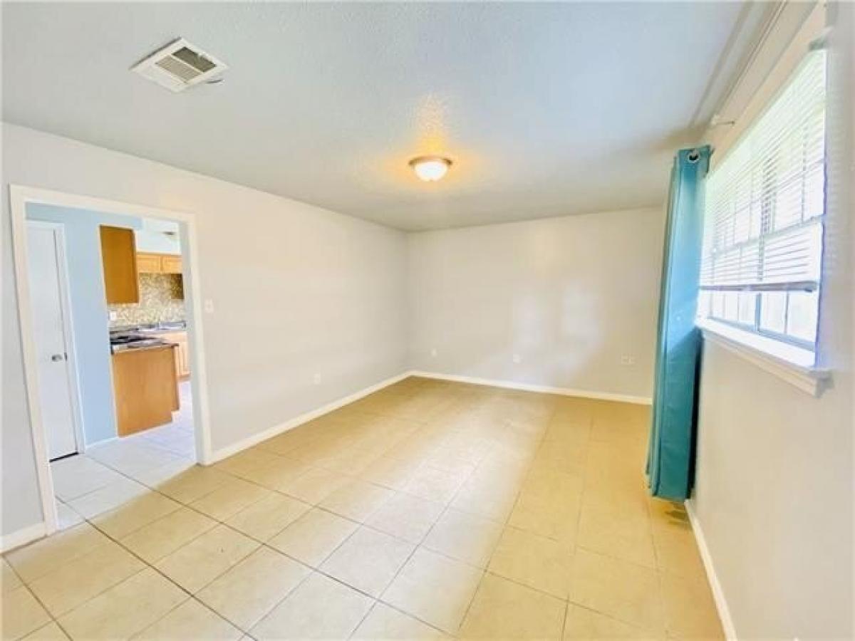 Picture of Home For Sale in Harvey, Louisiana, United States