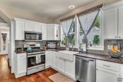 Home For Sale in Topeka, Kansas