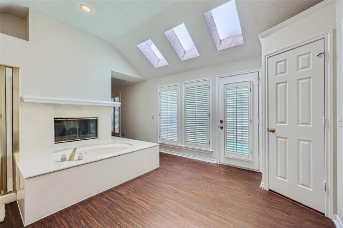 Picture of Home For Sale in Plano, Texas, United States