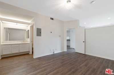 Home For Sale in Agoura Hills, California