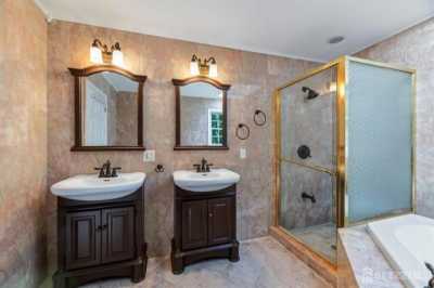 Home For Sale in East Brunswick, New Jersey