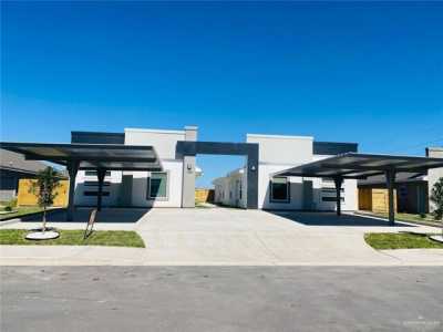 Apartment For Rent in