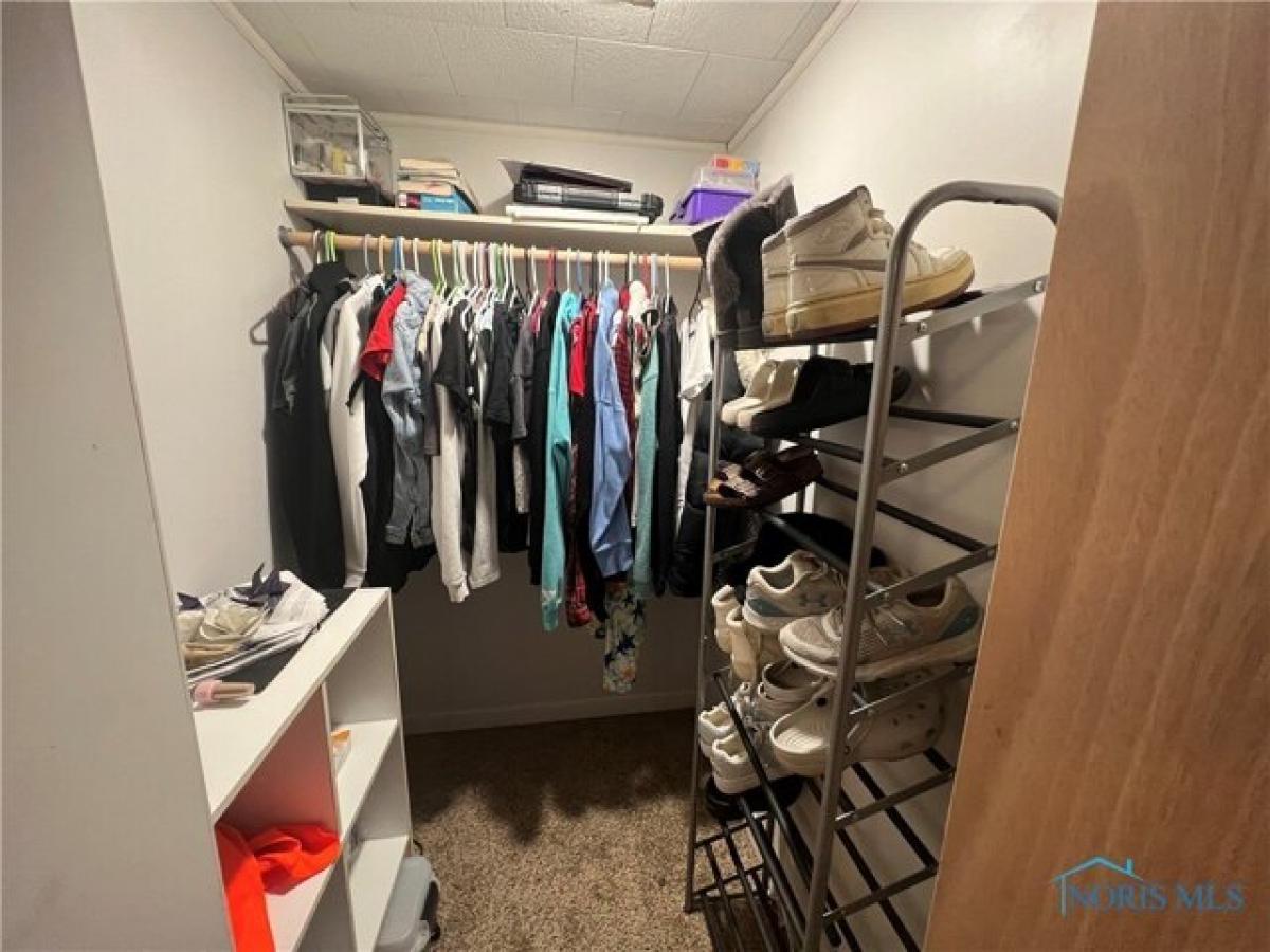 Picture of Home For Sale in Defiance, Ohio, United States