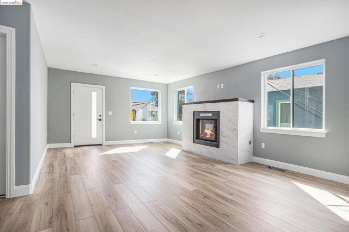 Picture of Home For Sale in Berkeley, California, United States