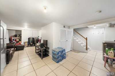 Home For Sale in Bayonne, New Jersey