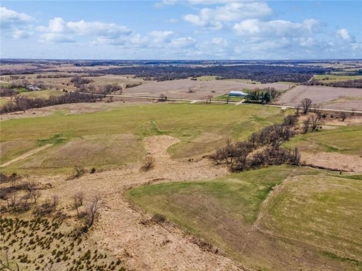 Picture of Residential Land For Sale in West Des Moines, Iowa, United States