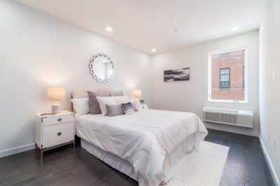 Home For Rent in West New York, New Jersey