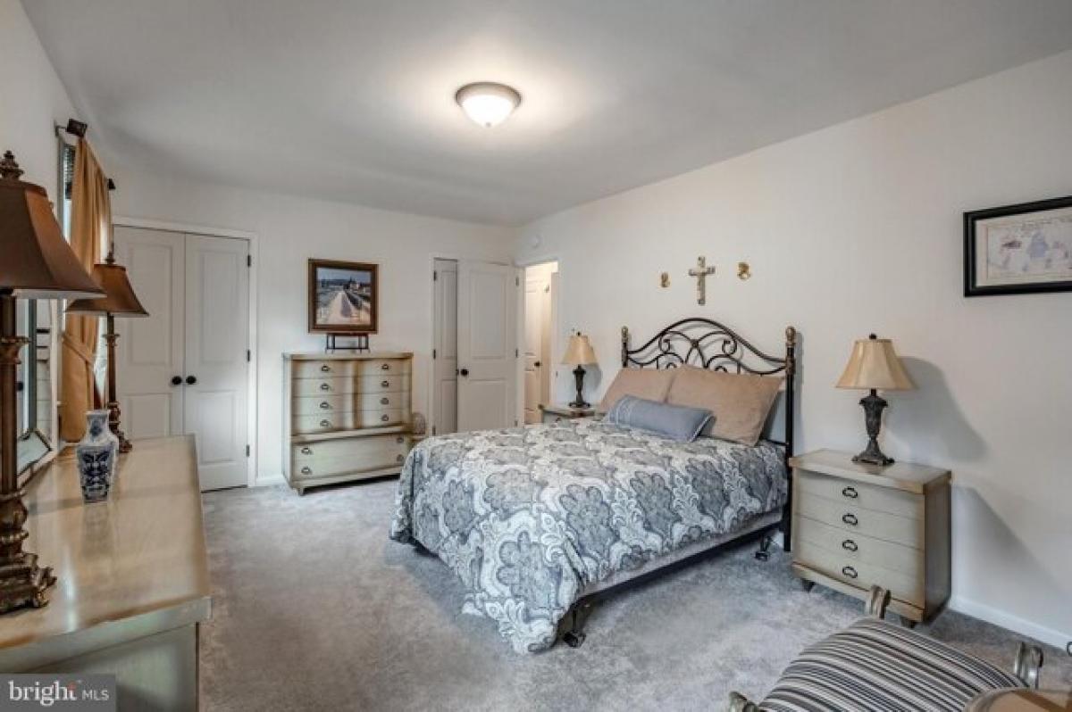 Picture of Home For Sale in Havertown, Pennsylvania, United States