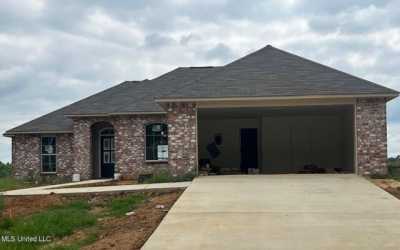 Home For Sale in Byram, Mississippi