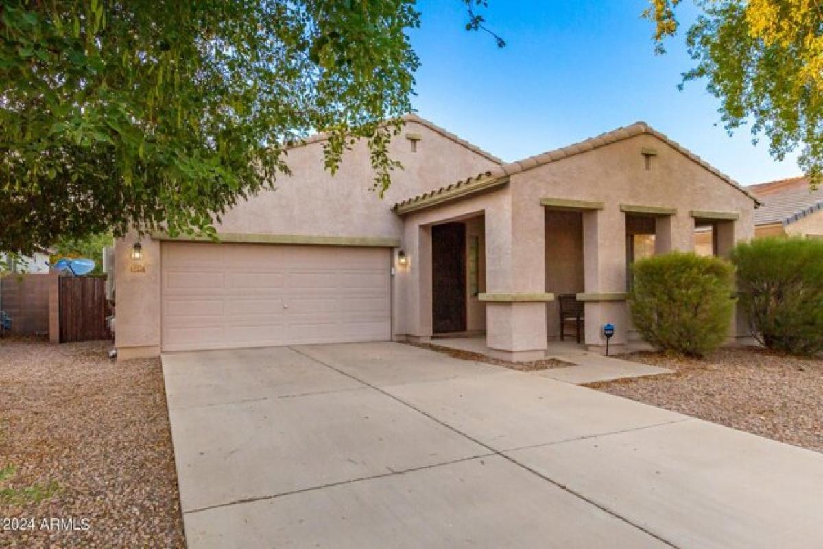 Picture of Home For Sale in Maricopa, Arizona, United States