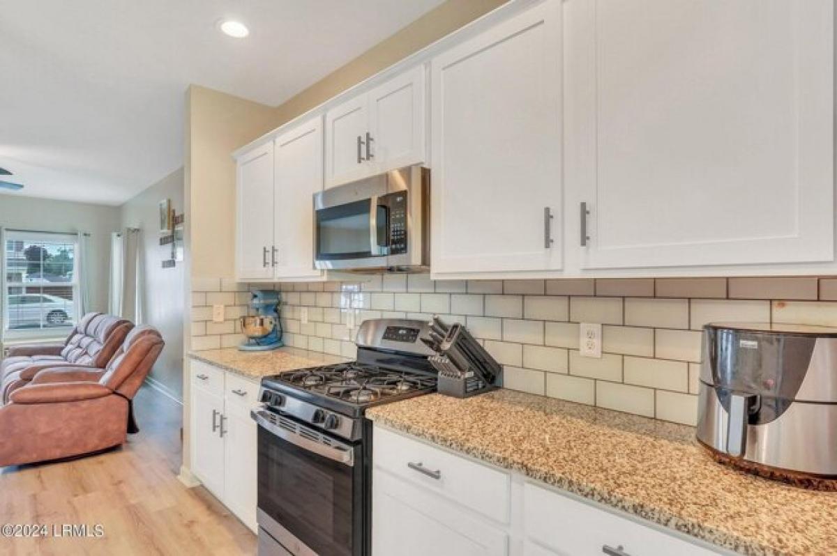 Picture of Home For Sale in Beaufort, South Carolina, United States