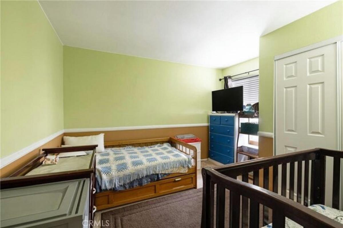 Picture of Home For Sale in Oxnard, California, United States