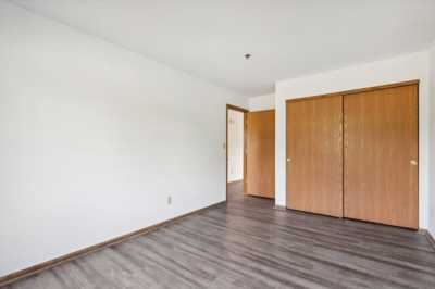 Home For Sale in Oak Creek, Wisconsin