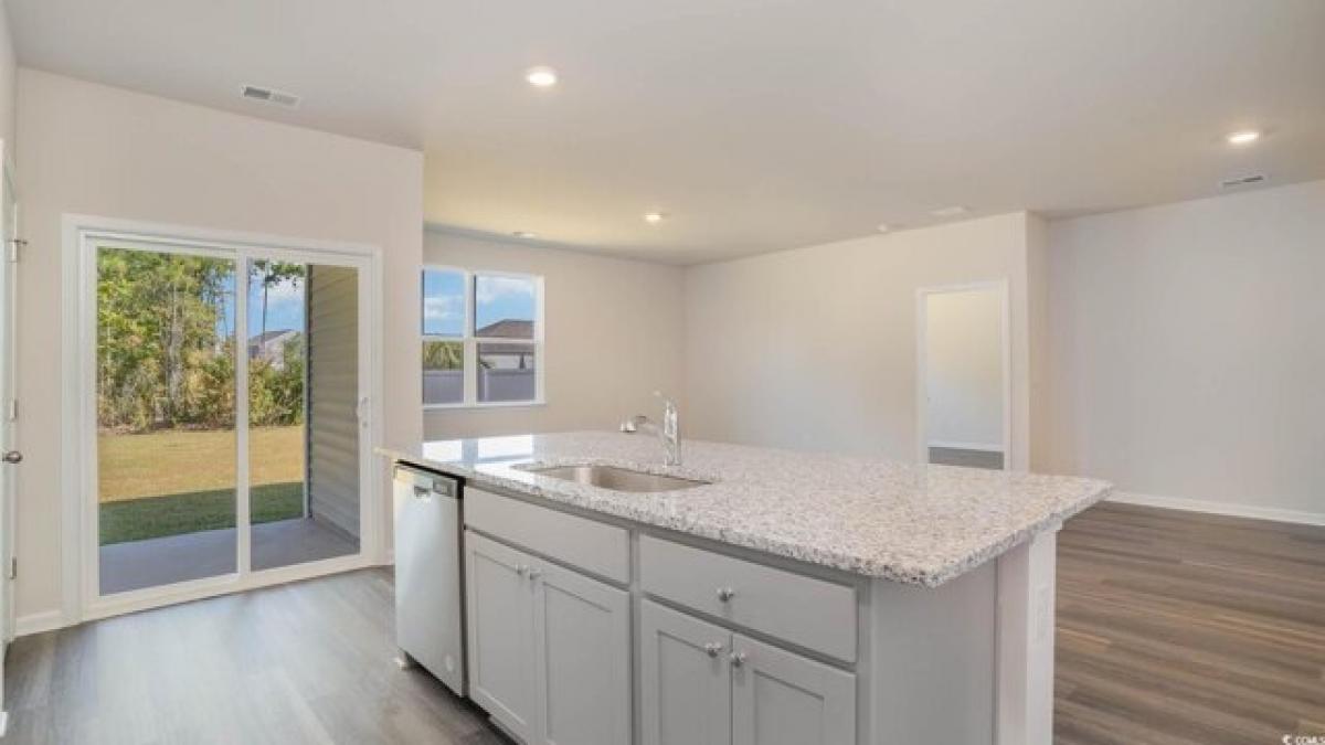 Picture of Home For Sale in Longs, South Carolina, United States