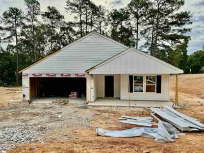 Home For Sale in Fountain Inn, South Carolina