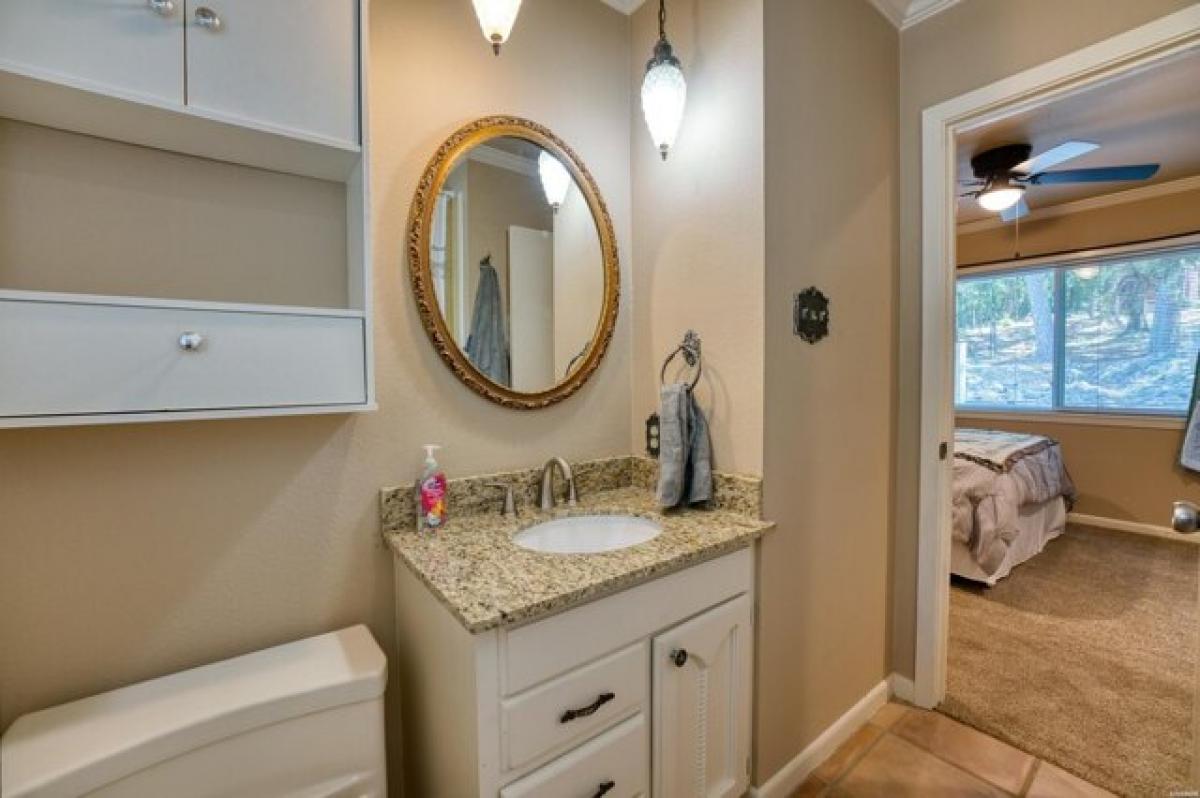 Picture of Home For Sale in Hot Springs, Arkansas, United States