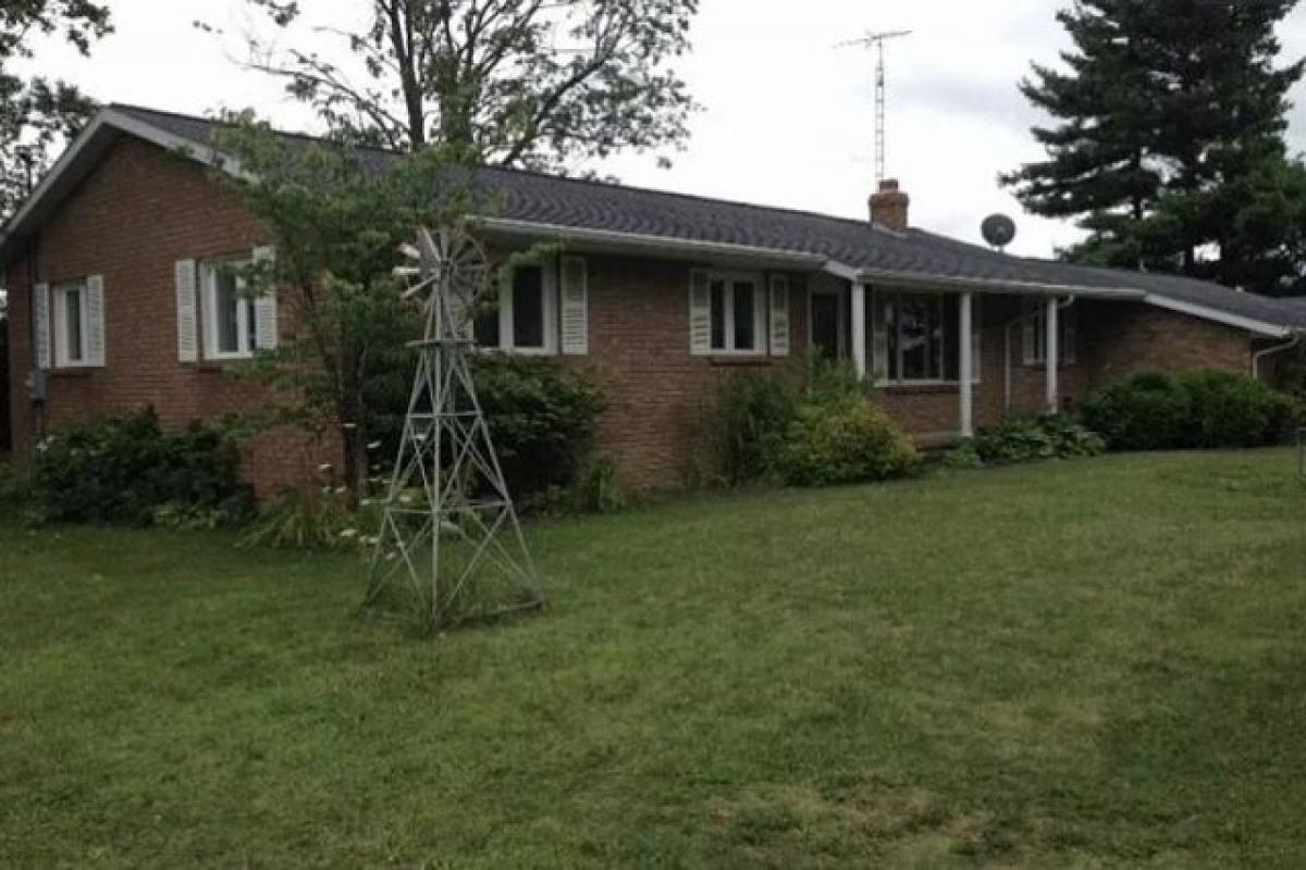 Picture of Home For Sale in Mayville, Michigan, United States