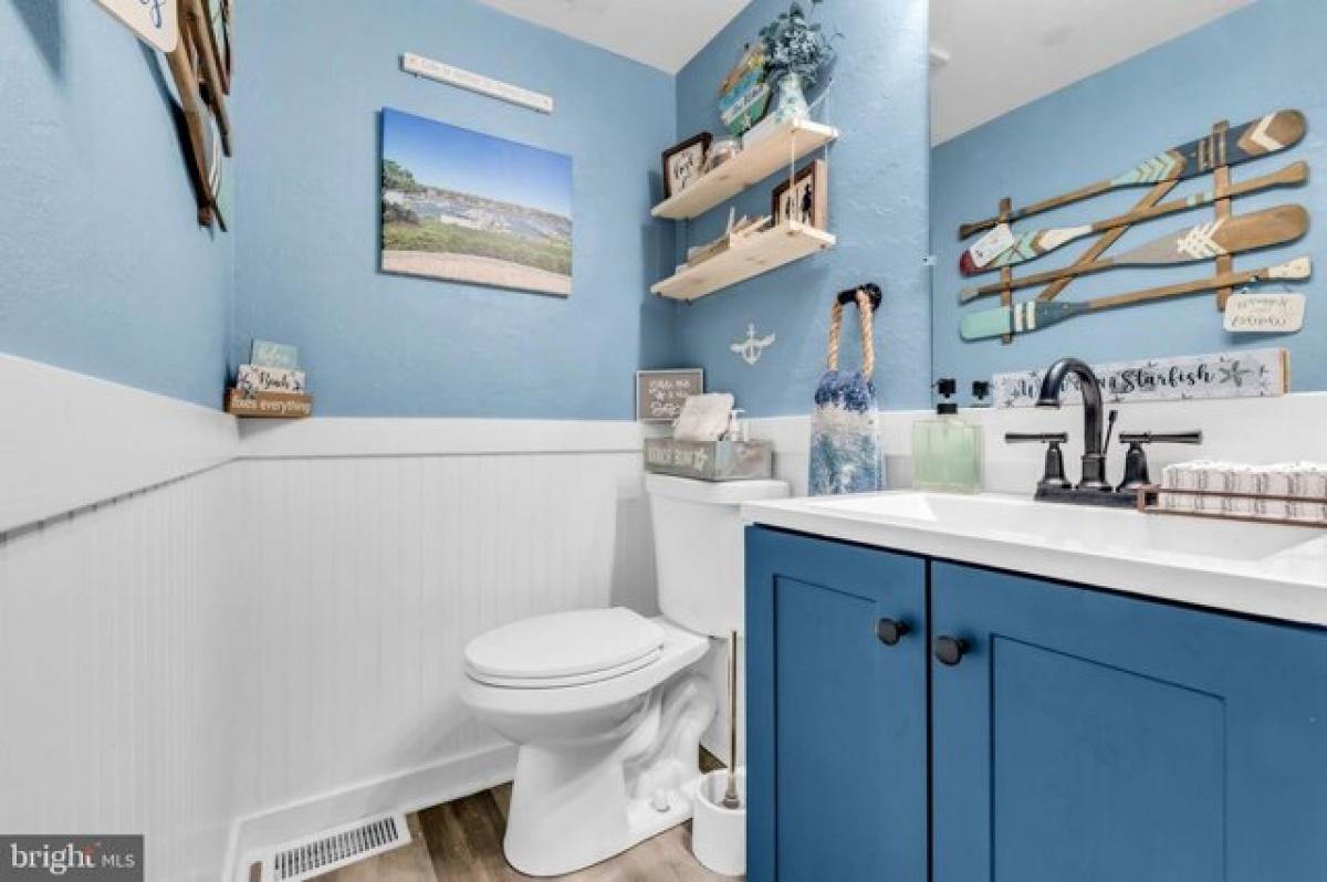 Picture of Home For Sale in New Hope, Pennsylvania, United States