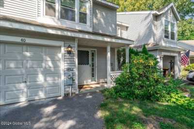 Home For Sale in Clifton Park, New York
