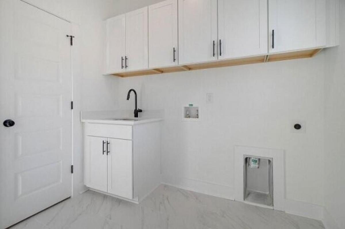 Picture of Home For Sale in Edisto Island, South Carolina, United States