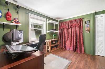 Home For Sale in Airmont, New York