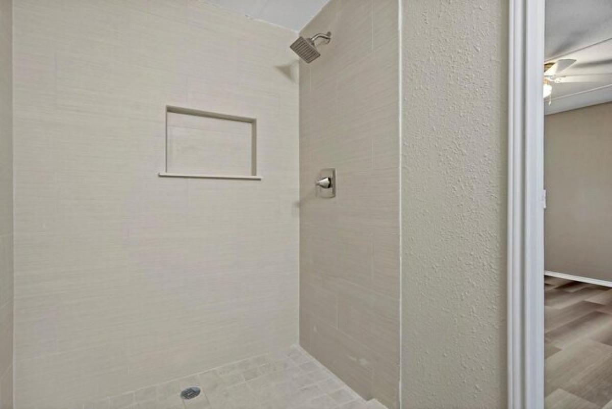 Picture of Home For Sale in Mabank, Texas, United States