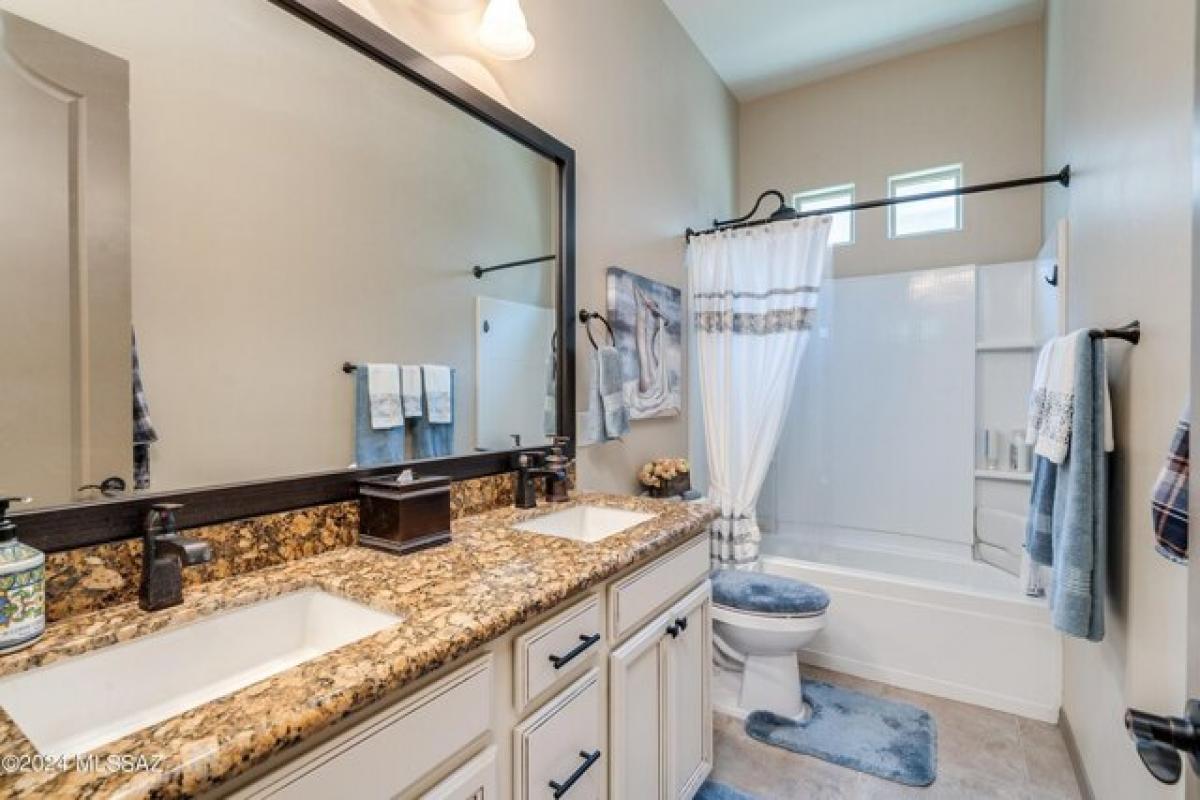 Picture of Home For Sale in Oro Valley, Arizona, United States