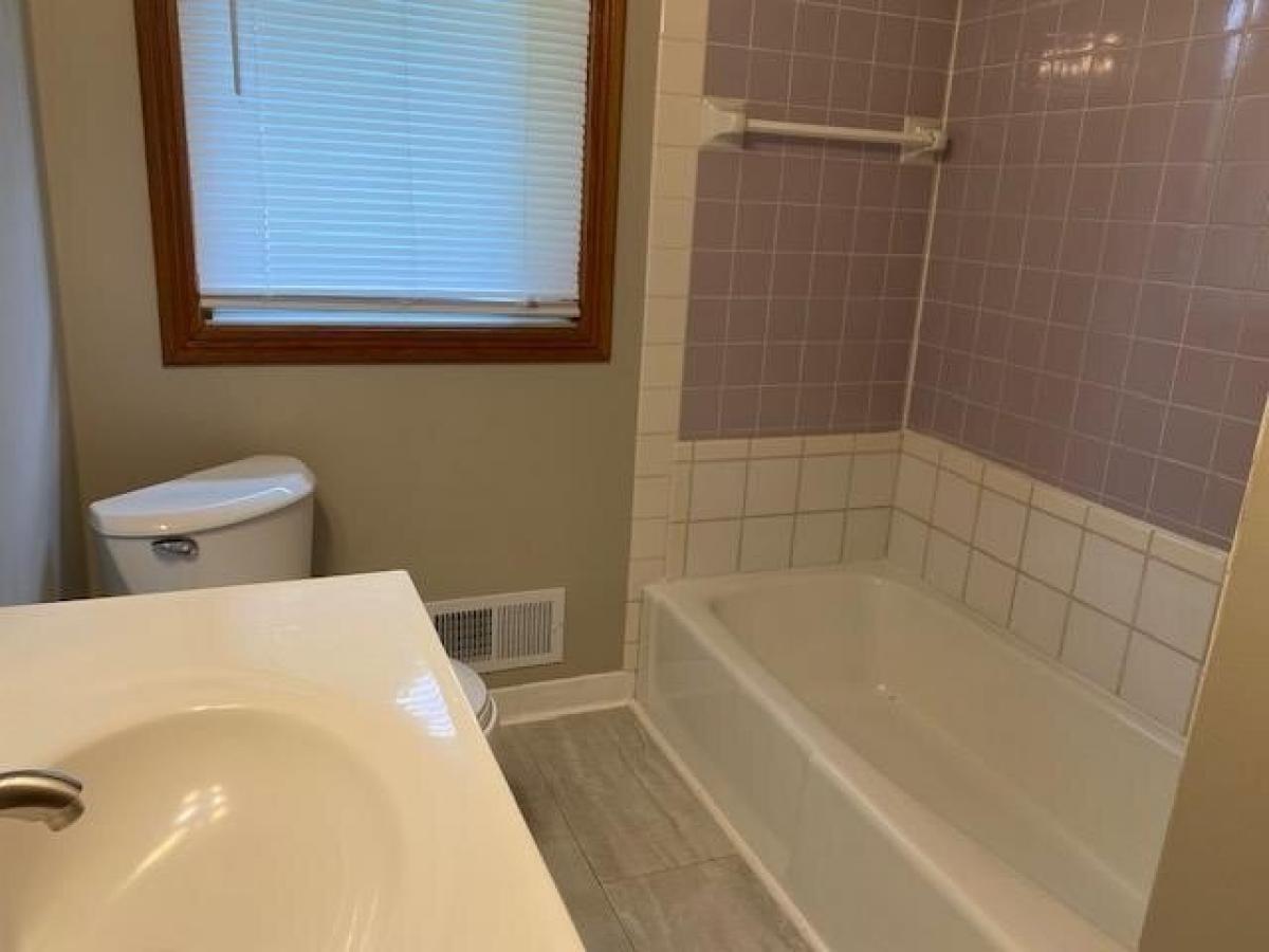 Picture of Home For Rent in Eagan, Minnesota, United States