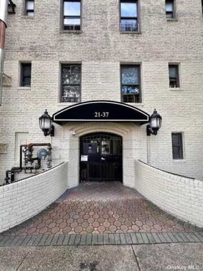 Home For Sale in Astoria, New York