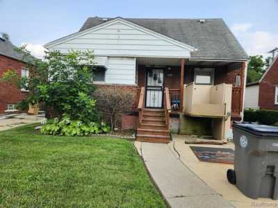 Home For Sale in Ecorse, Michigan