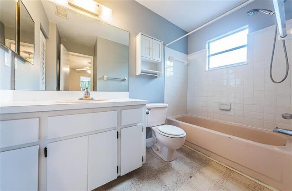 Picture of Home For Sale in Gulfport, Florida, United States