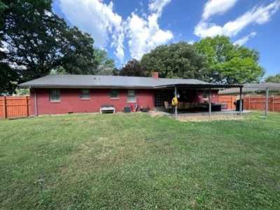 Home For Sale in Cameron, Missouri