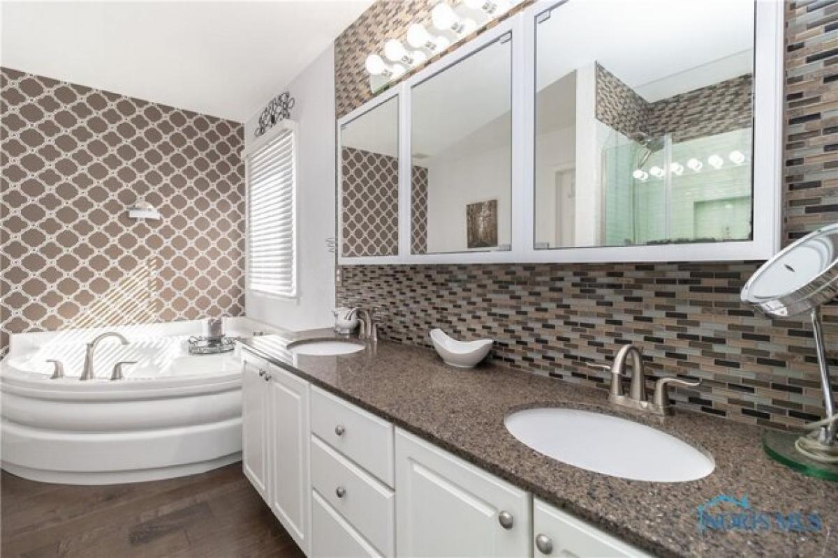 Picture of Home For Sale in Perrysburg, Ohio, United States