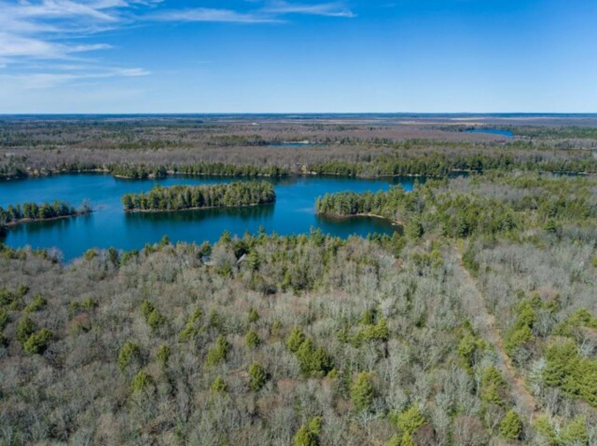 Picture of Residential Land For Sale in Lac du Flambeau, Wisconsin, United States