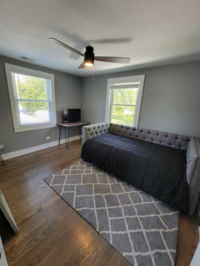 Home For Sale in Hillside, Illinois