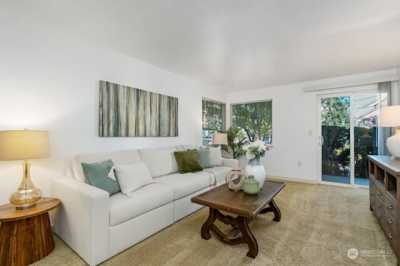 Home For Sale in Issaquah, Washington