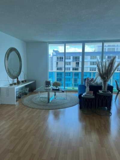 Home For Rent in North Bay Village, Florida