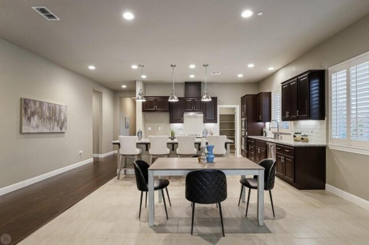 Picture of Home For Sale in Tracy, California, United States